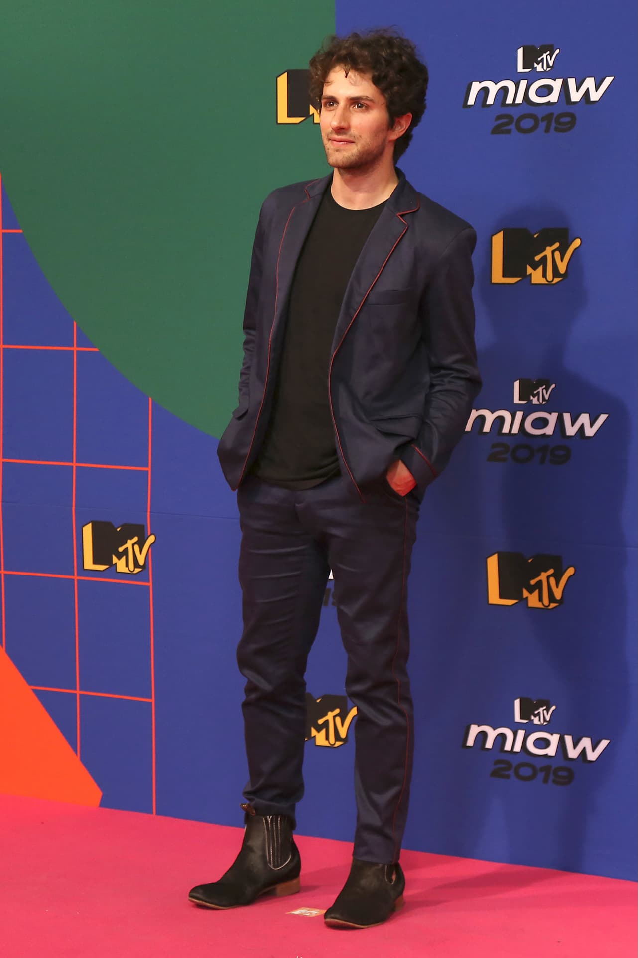 Desde muy joven estuvo en o con el mundo del espectáculo, ya que es hijo del director de fotografía Sergio Yazbek y de la actriz Patricia Bernal, debutando en 2009 con la cinta ‘Daniel y Ana’, apareciendo en otros filmes como ‘Los Paisajes’ (2015) y ‘Sangre alba’ (2016).