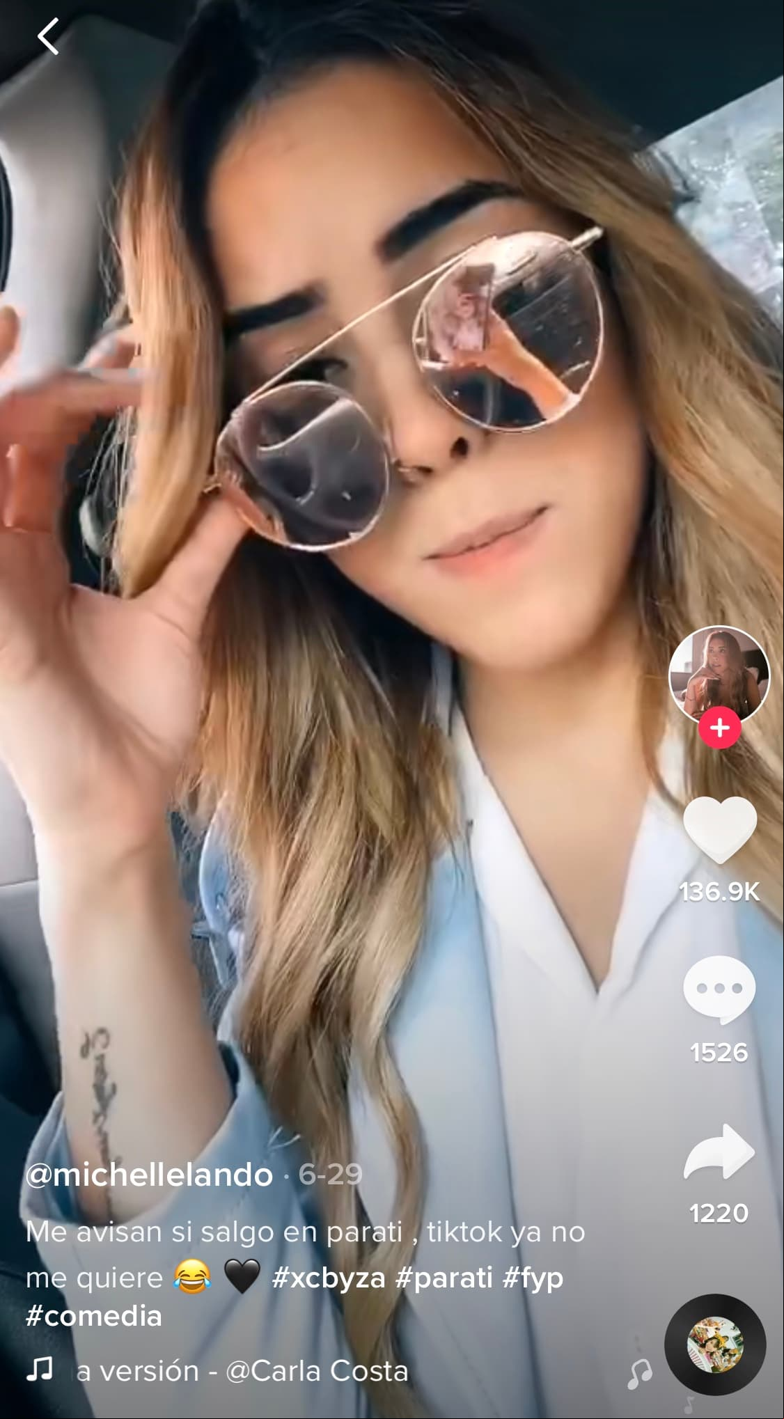 Otra de las tiktokers más famosas es la joven Michelle Lando, quien ha obtenido gran popularidad por el gran parecido que guarda con una famosa cantante mexicana. ¿Sabes de quién estamos hablando?