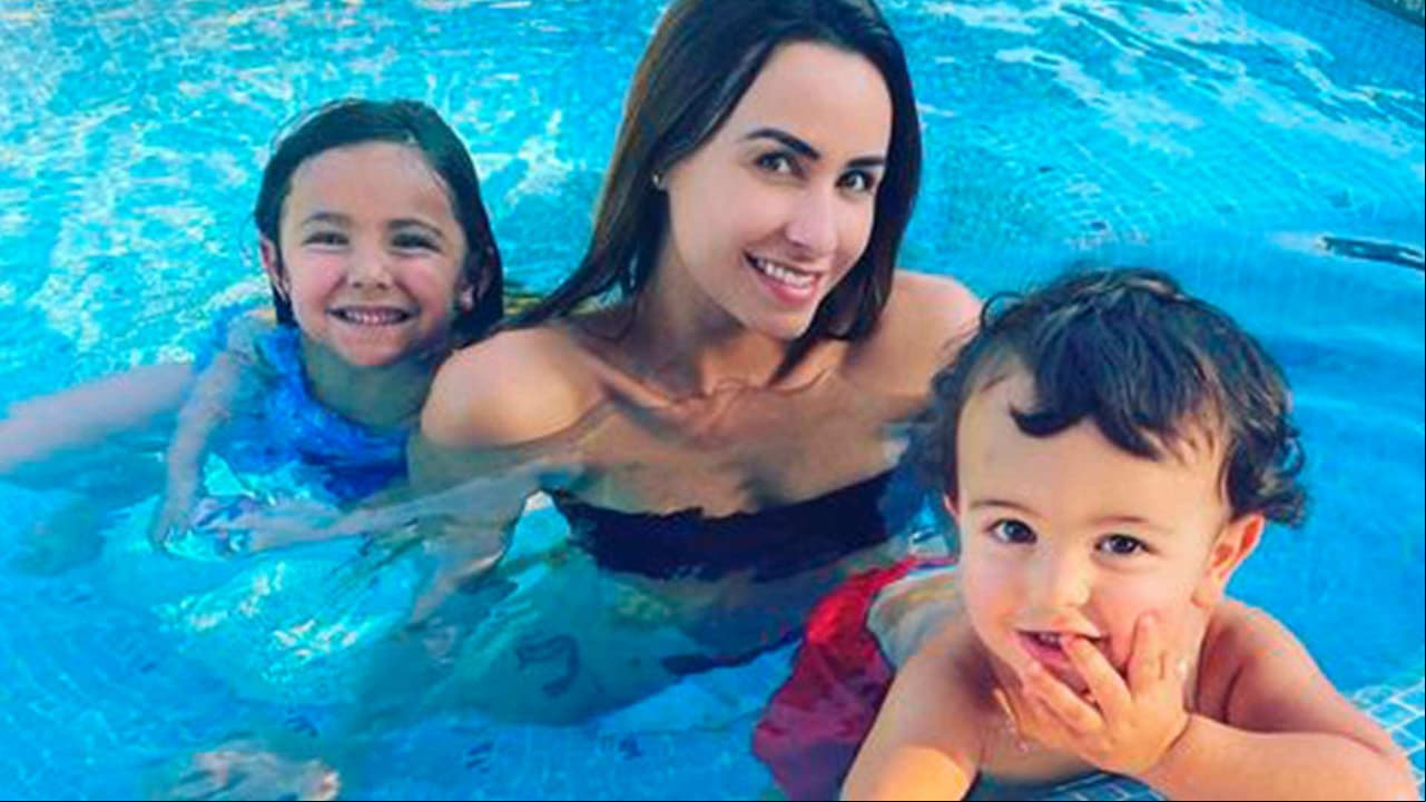 Hijos de Odalys Ramírez presumen sus motos de lujo durante tarde de juegos y se vuelven virales