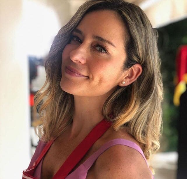 La conductora Karla Gómez realizará el papel de 'Cristina Contreras', la hermana menor de 'Nico' y madre de las tres niñas.