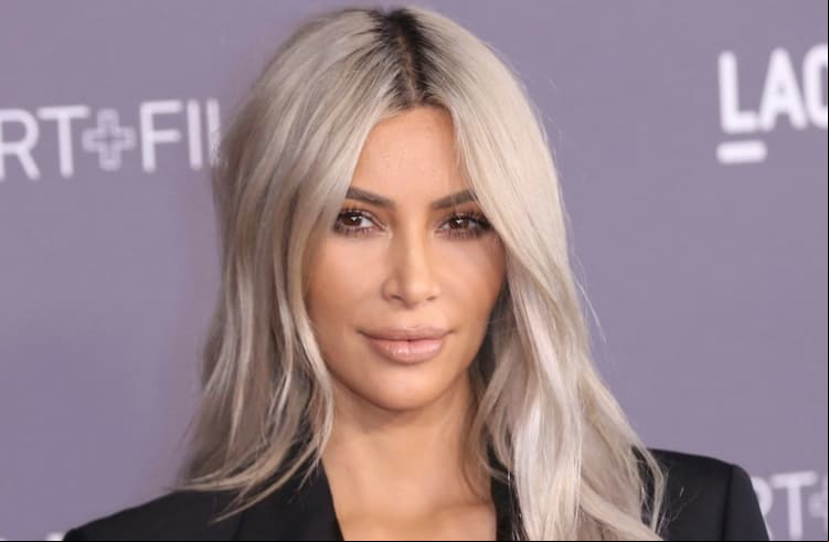 ¿Te gustaría tener unos labios sexies como los de Kim Kardashian?