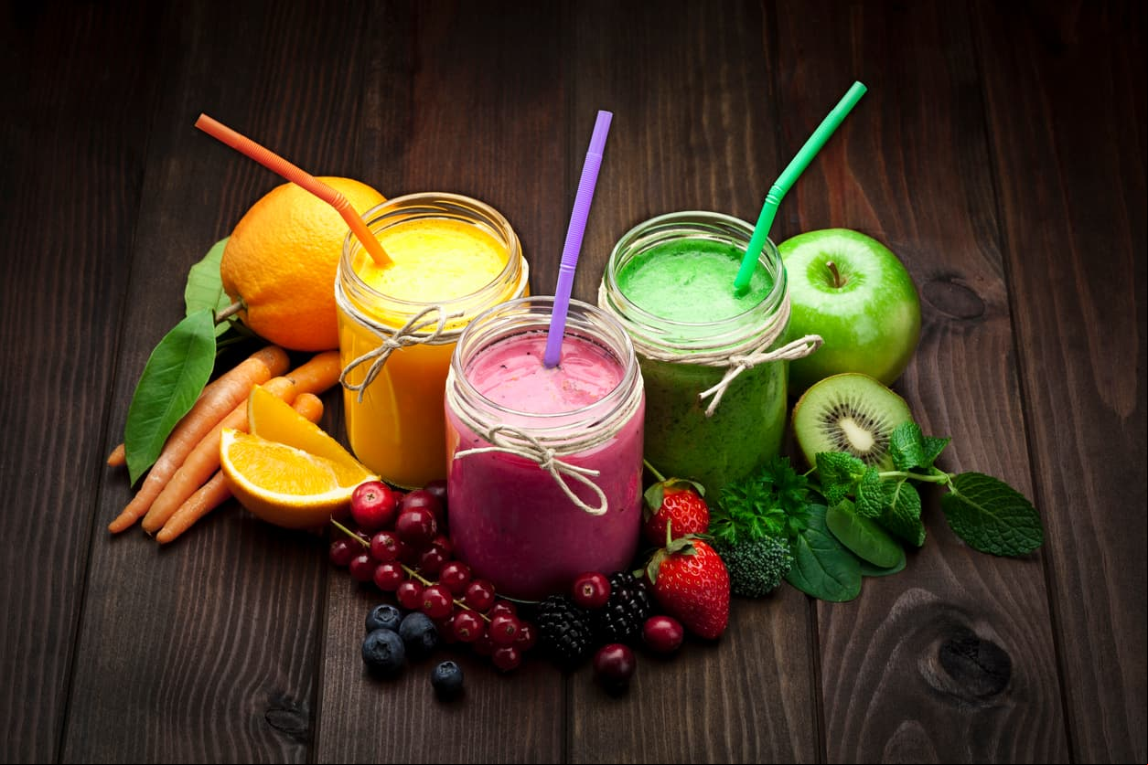 Desintoxica tu cuerpo y baja de peso con ayuda de estos jugos