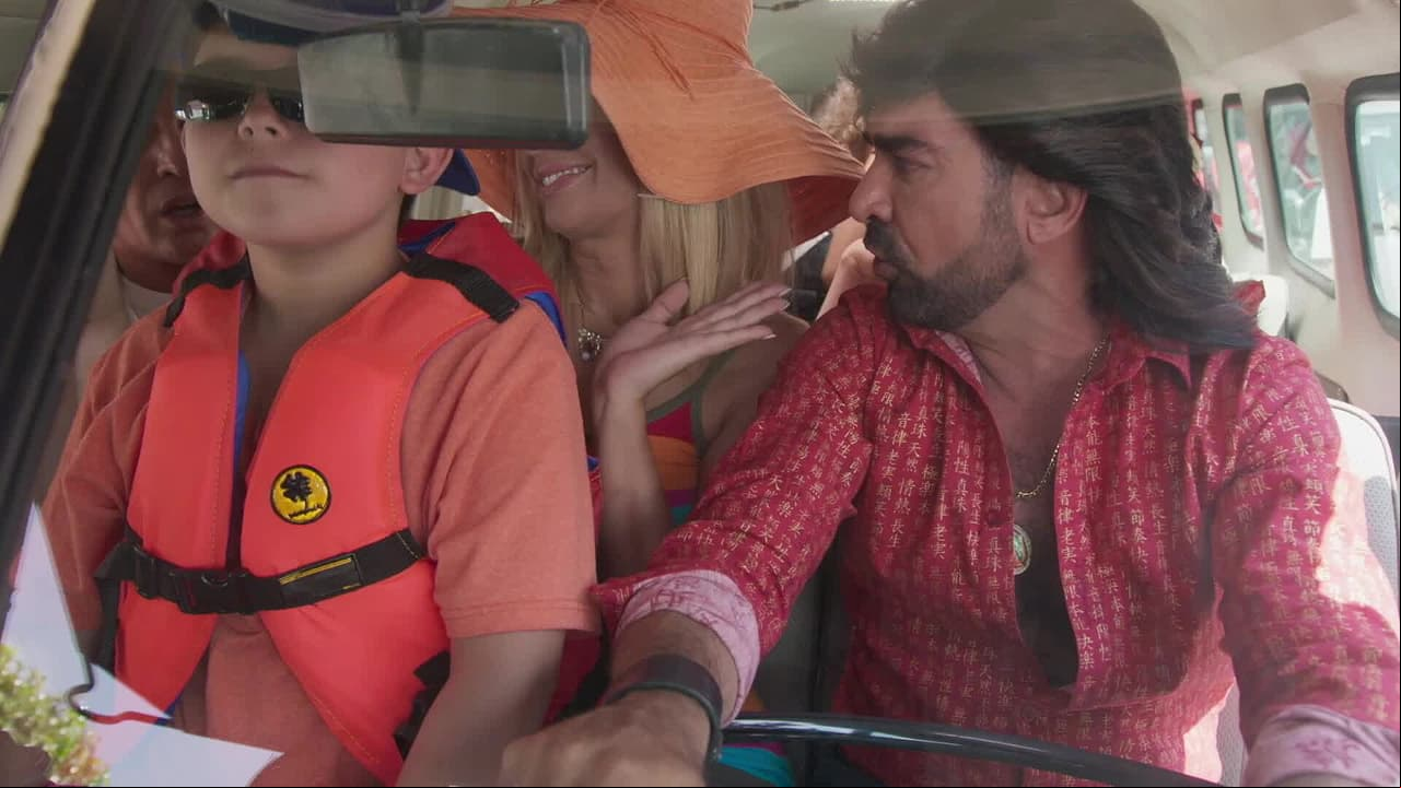 Albertano y sus amigos se quedan varados por falta de gasolina
