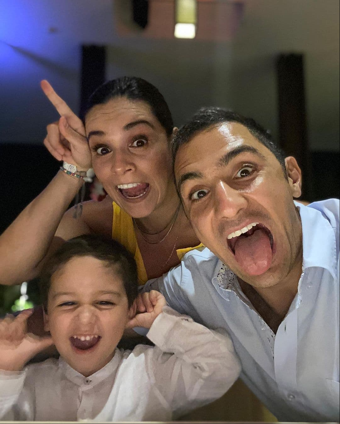 Mientras que en un segundo posteo recordó su debut en la maternidad y le agradeció a Patricio por haber llegado a su vida.