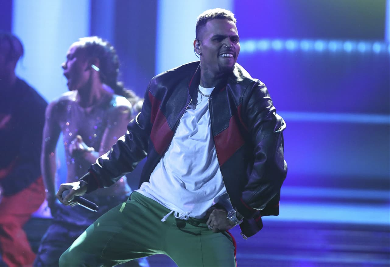 Chris Brown es arrestado tras ofrecer concierto