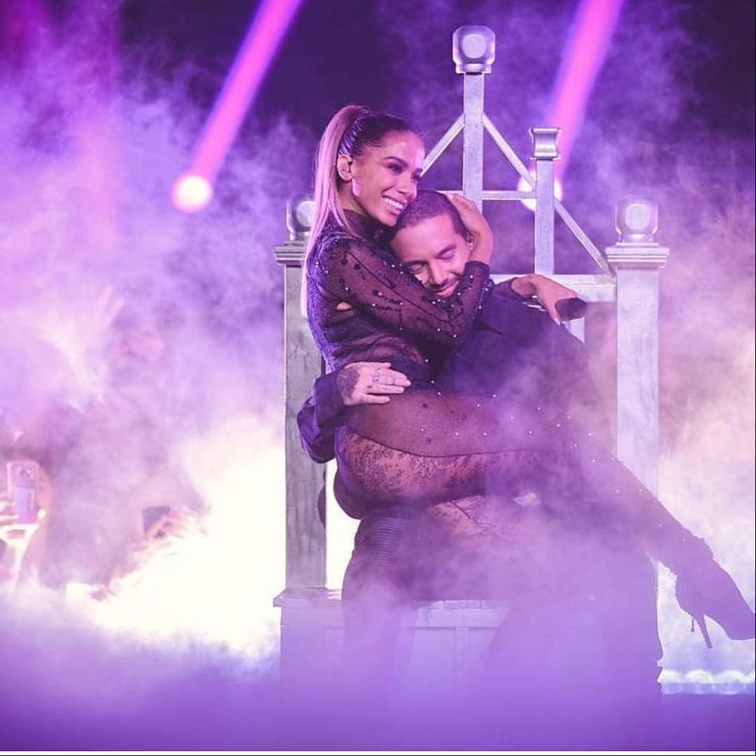 Anitta y J Balvin elevaron la temperatura del escenario