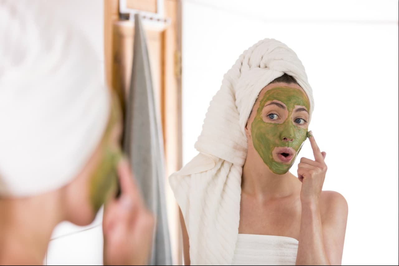 ¿Manchas en la piel? Elimínalas con mascarilla de perejil