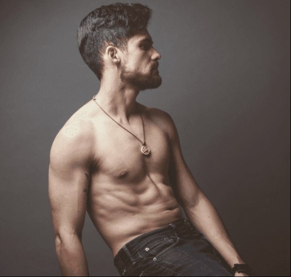 <b>¿Perreo intenso o baile pegadito? “</b>Punto intermedio entre los dos”