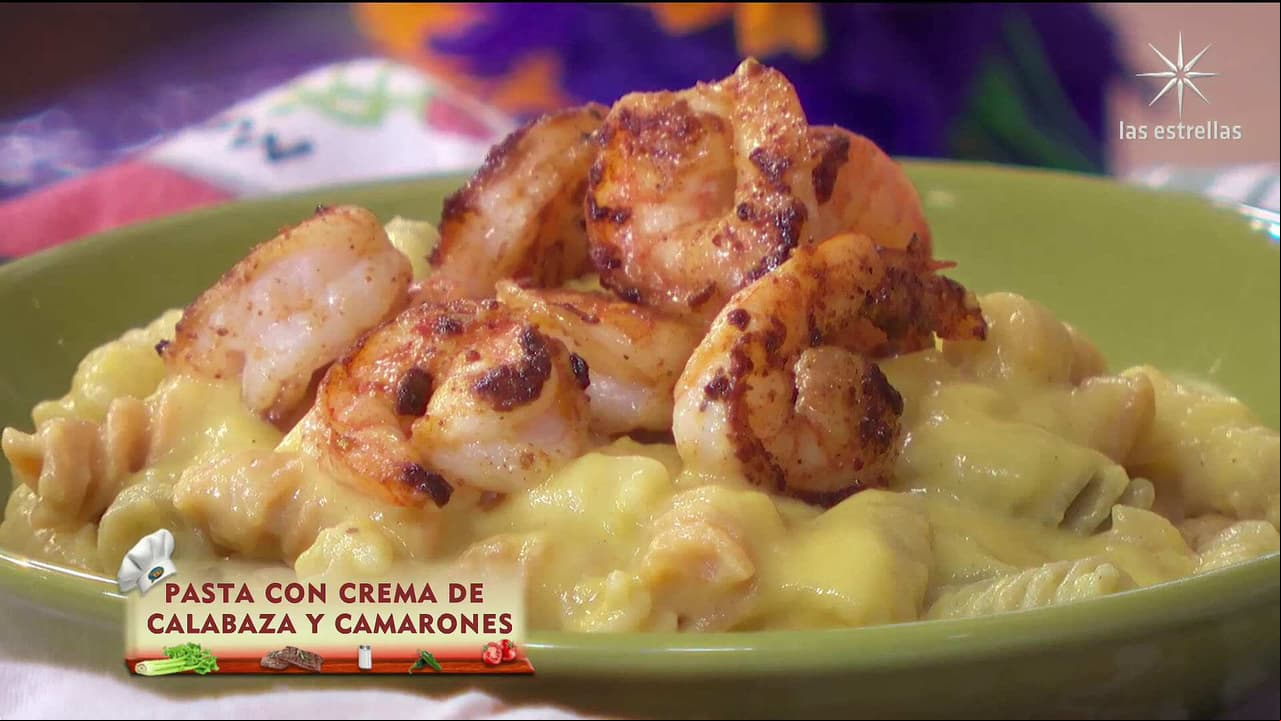 Receta original: Pasta con crema de calabaza y camarones