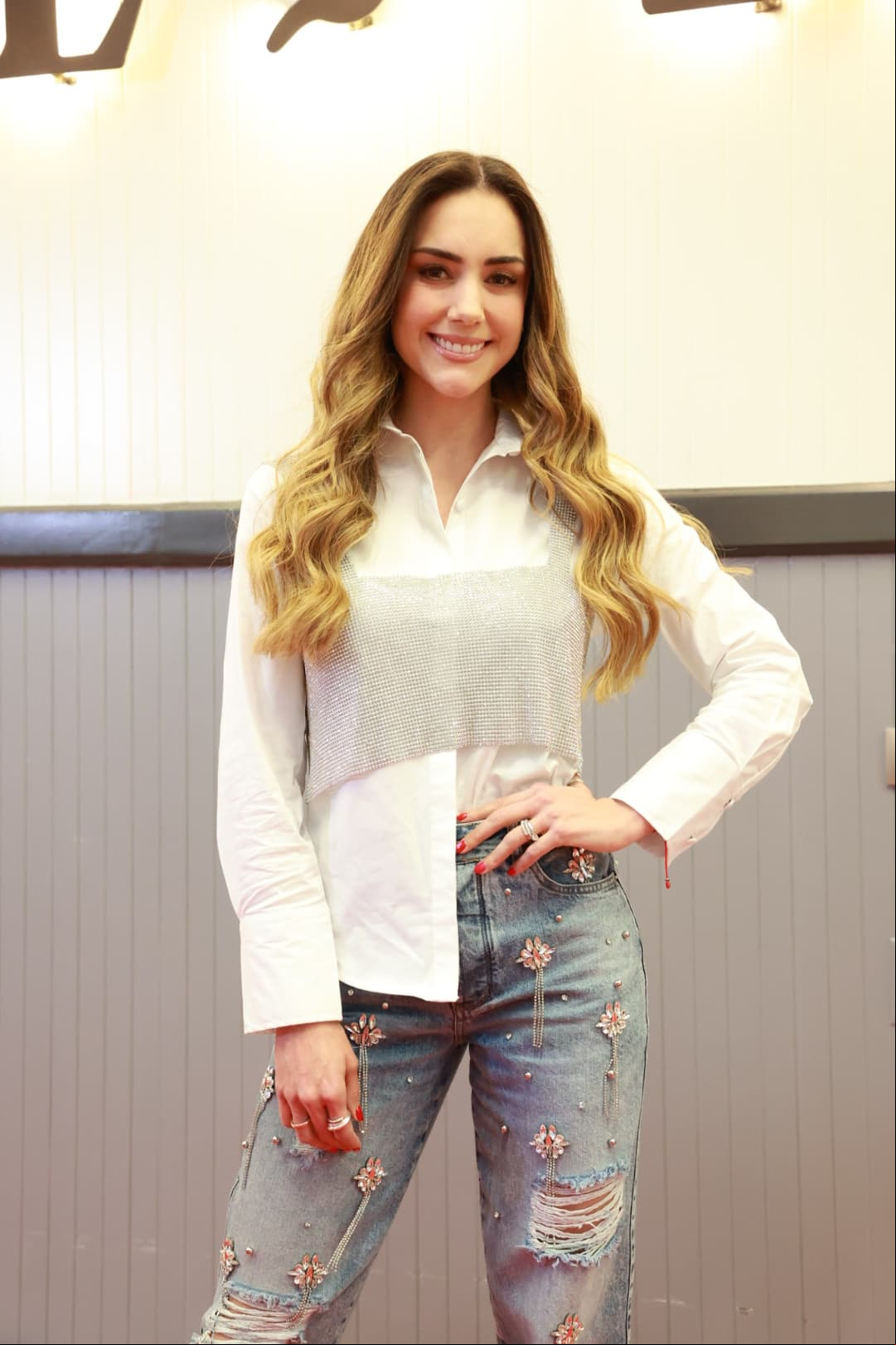 Ana Belena, quien dio vida a 'Fernanda', posó feliz a la cámara de Las Estrellas.