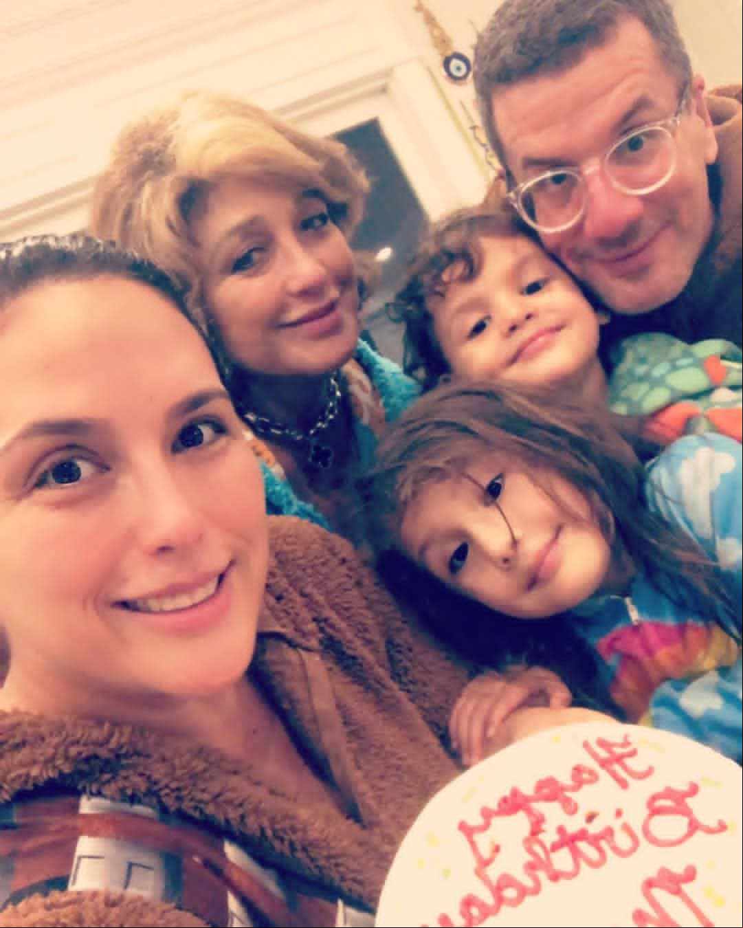 El 19 de febrero de 2011, Angélica Vale y Otto Padrón se casaron; ambos disfrutan al máximo su relación en compañía de sus hijos.