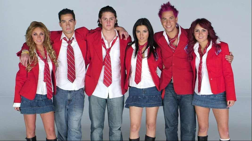 ExRBD cautiva con sensual destape en redes sociales