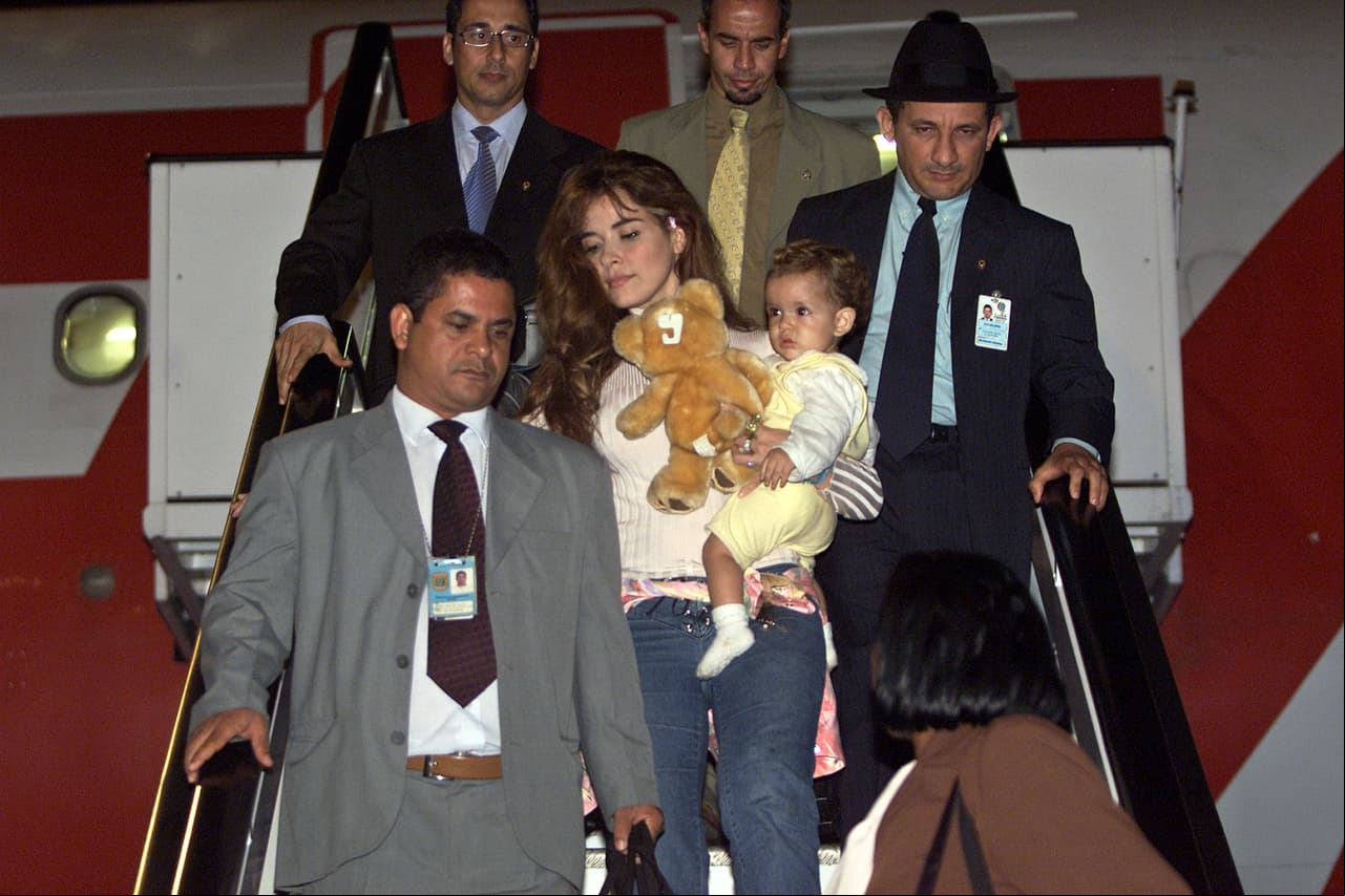 Al regreso de Gloria Trevi a México, Ángel Gabriel tenía poco más de 2 años.