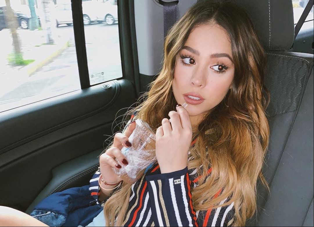 Danna Paola habla de la ardiente escena de sexo que incendió la red