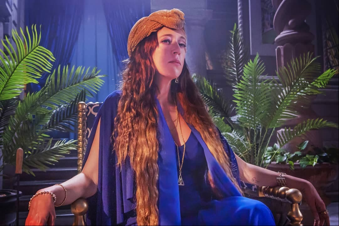Finalmente, se publicó la primera imagen de Mariana Trevino, quien también se suma a la historia producida por Manolo Caro.