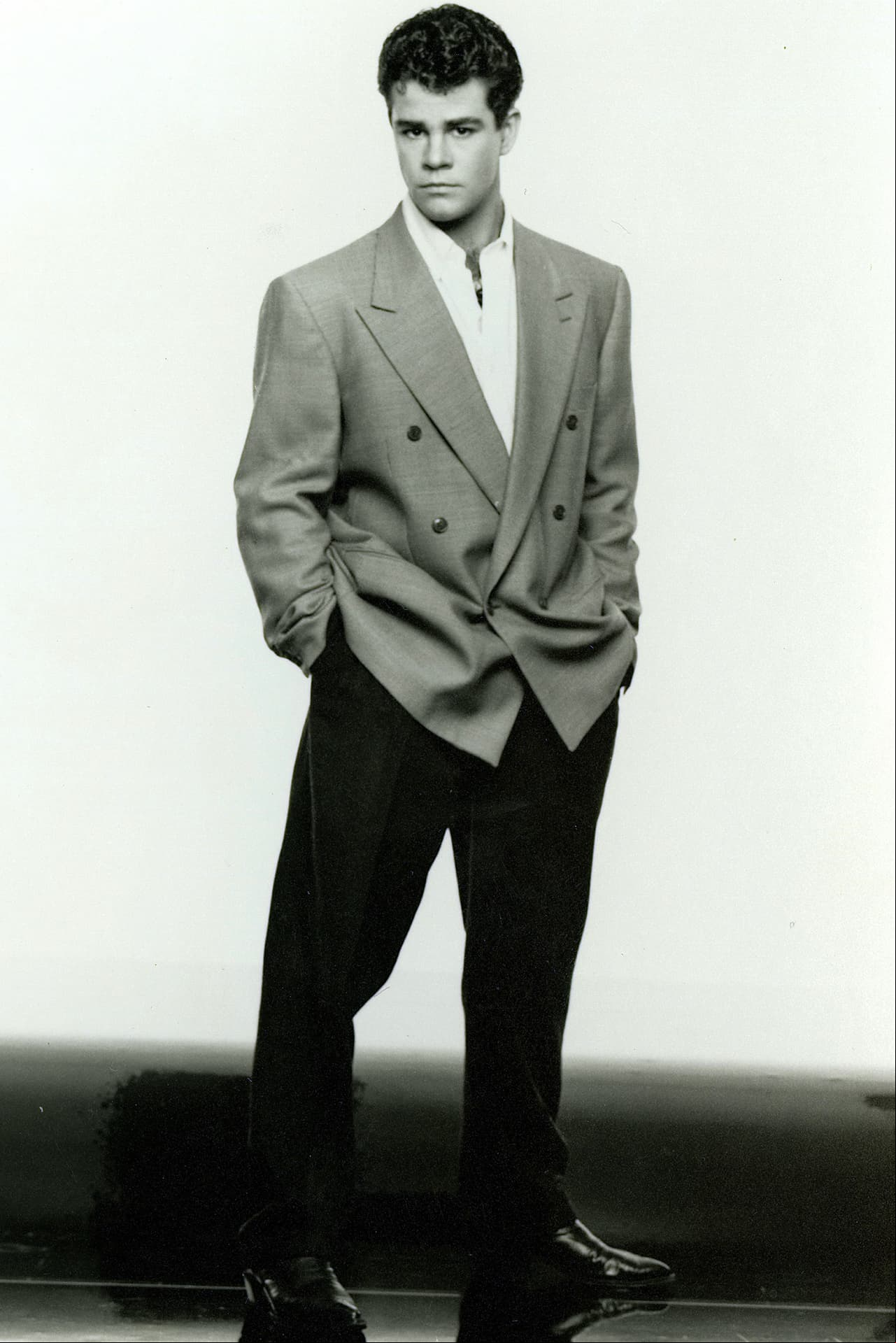 El actor y cantante hizo su debut en las telenovelas en 1989 en ‘Morir para vivir’, protagonizada por Susana Dosamantes y en la que dio vida a ‘Víctor’.