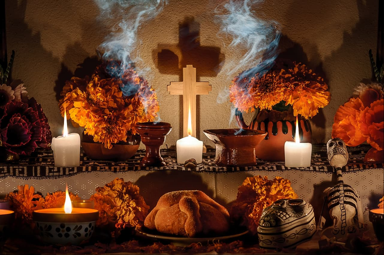 ¿Qué significan los elementos de la ofrenda de Día de Muertos?
