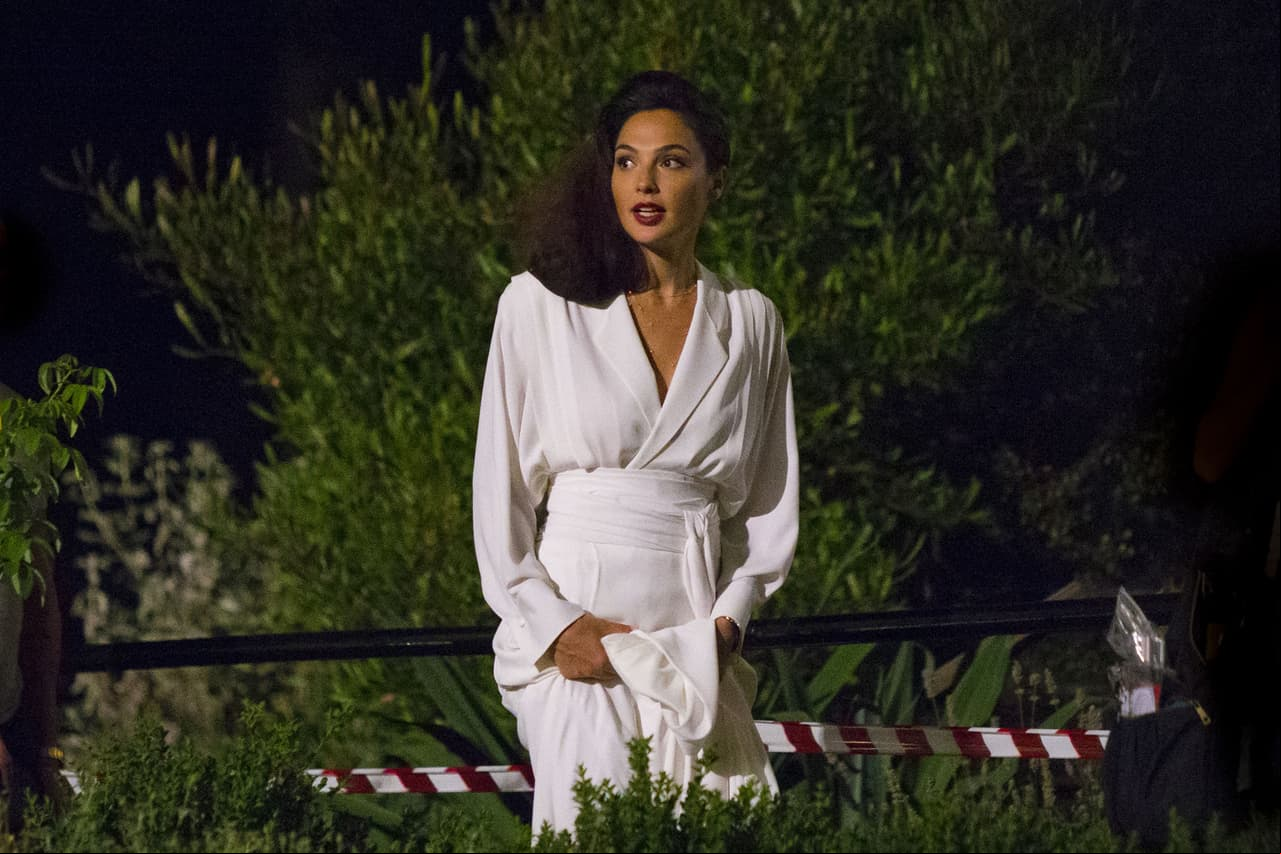 Gal Gadot en la filmación de 'Mujer Maravilla 1984' en Londres