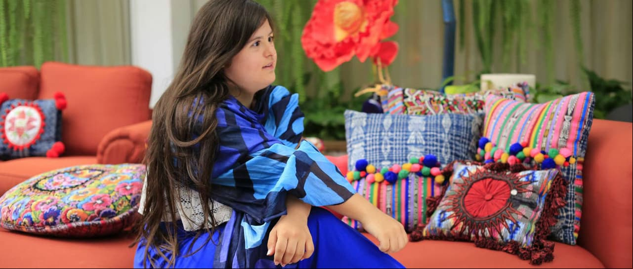 Isabella Springmühl, diseñadora con Síndrome de Down, es Escorpio