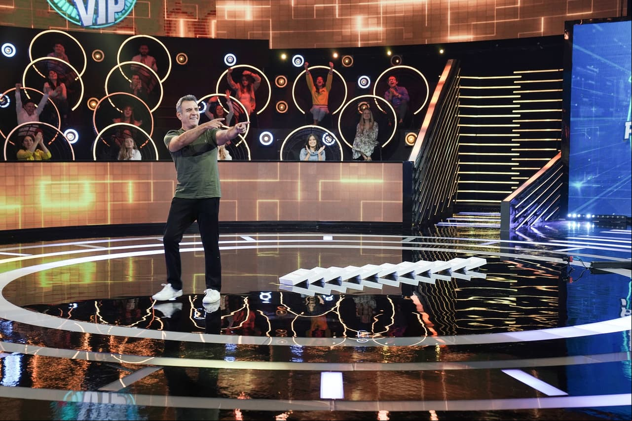 En todo momento, Héctor Sandarti se vio motivado de participar en este programa en el cual le pasó la estafeta a ‘El Vítor’.