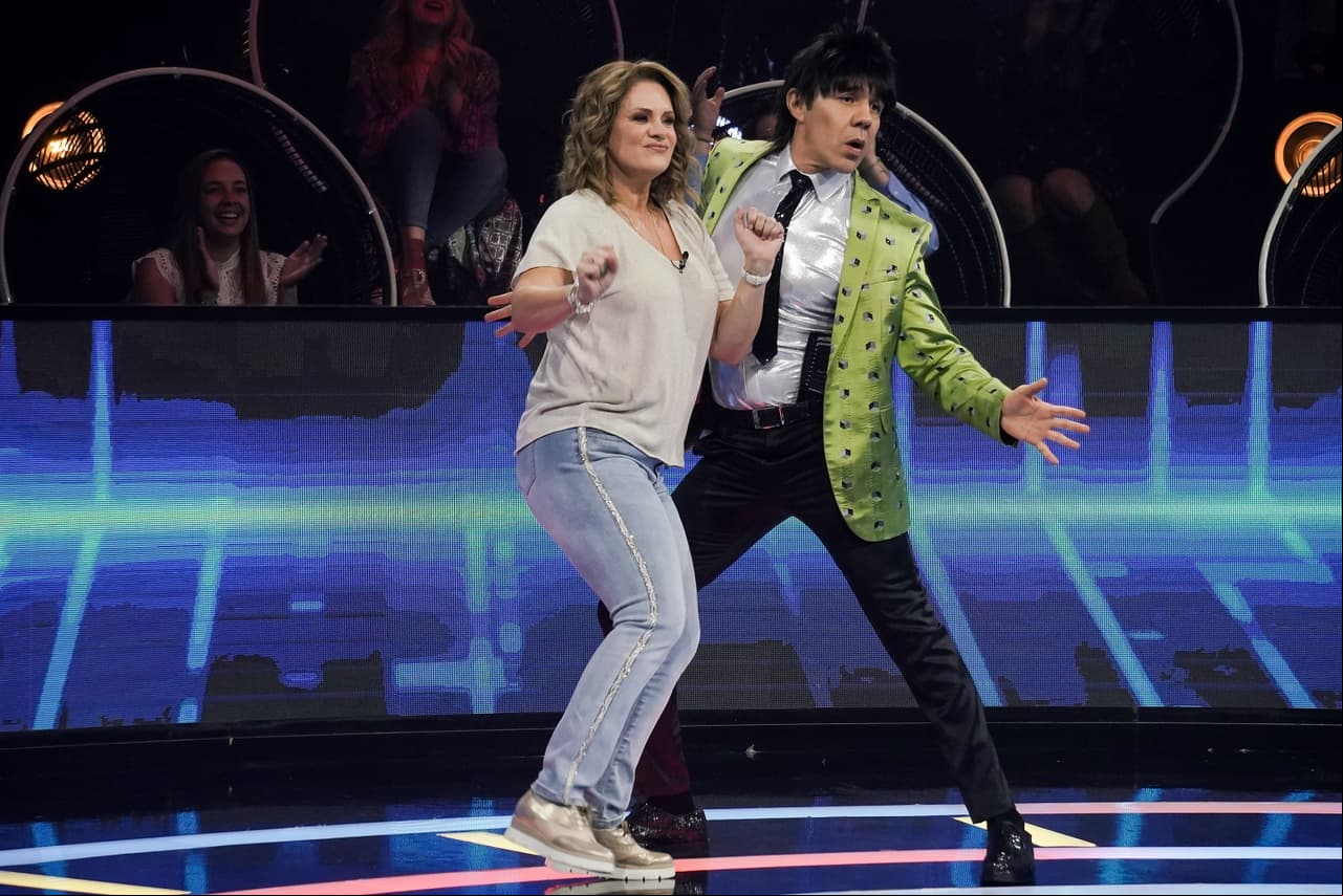 Después de un programa lleno de emoción con Andrea y Cynthia, Erika Buenfil y Emmanuel Palomares llegaron al foro para divertirse.