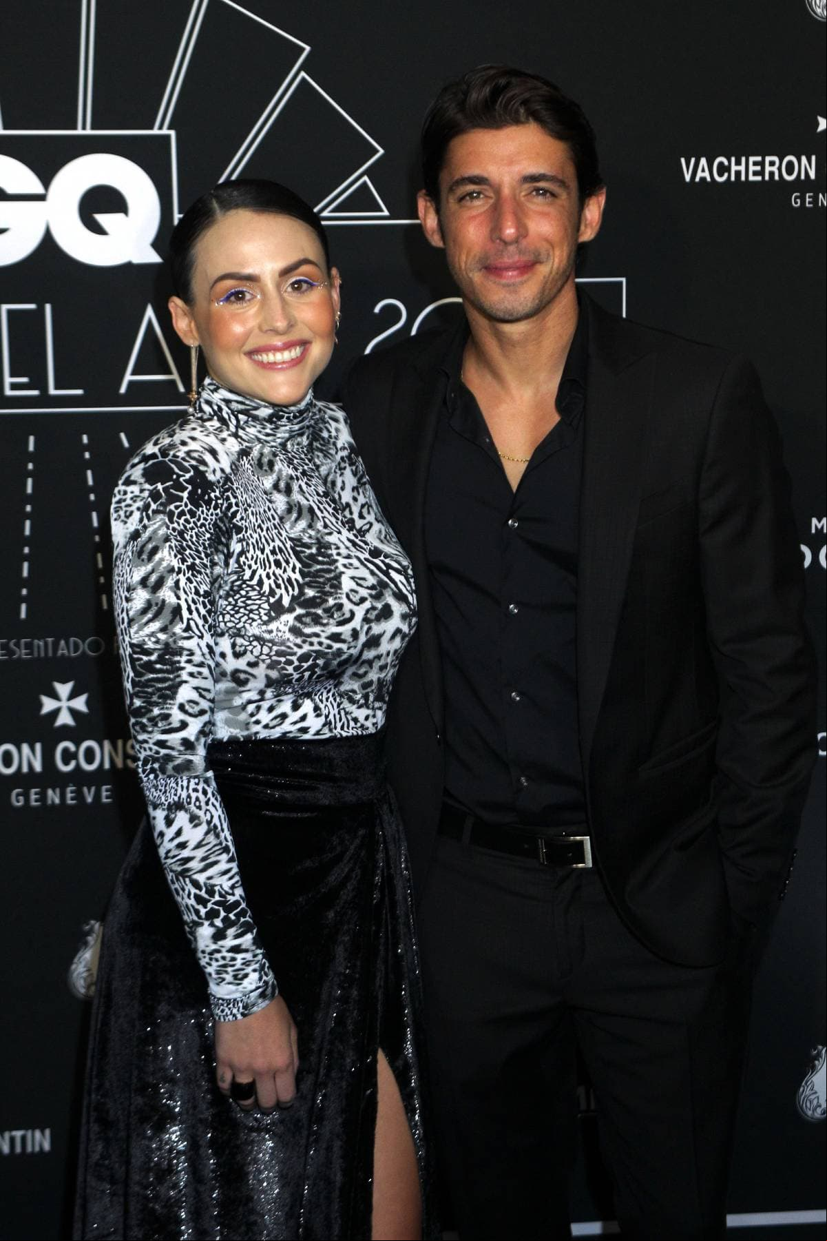Zuria Vega y Alberto Guerra. La pareja, con seis años de diferencia, se casó en 2014 en una íntima ceremonia en Bahía de Banderas en Nayarit. En 2017 le dieron la bienvenida a su primogénita Lúa y en 2019 a Luca, su segundo hijo.