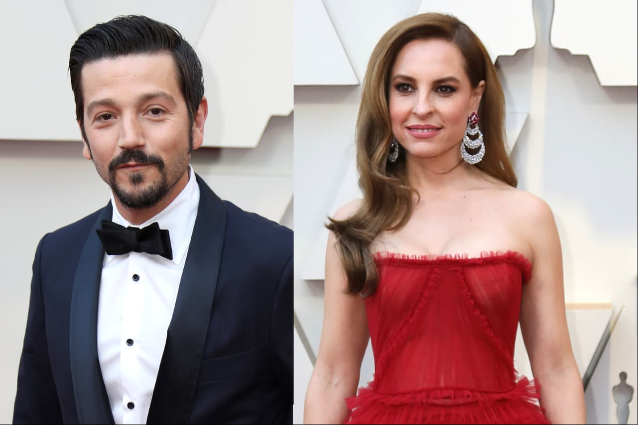 Diego Luna y Marina de Tavira son captados en el aeropuerto antes de salir de vacaciones