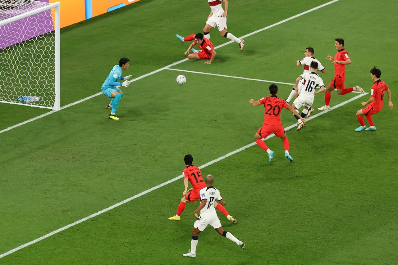 Selección Portugal pierde ante Corea del sur y dejan fuera a Uruguay