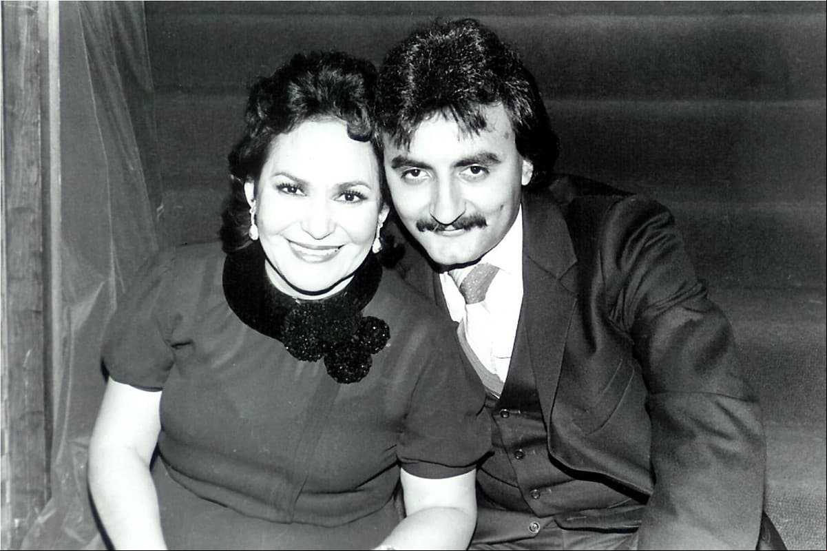 En cuanto a su vida personal, Carmen Salinas contrajo matrimonio con el músico Pedro Plascencia Ramírez, con quien tuvo dos hijos: María Eugenia y Pedro. El artista y su primogénito ya fallecieron.