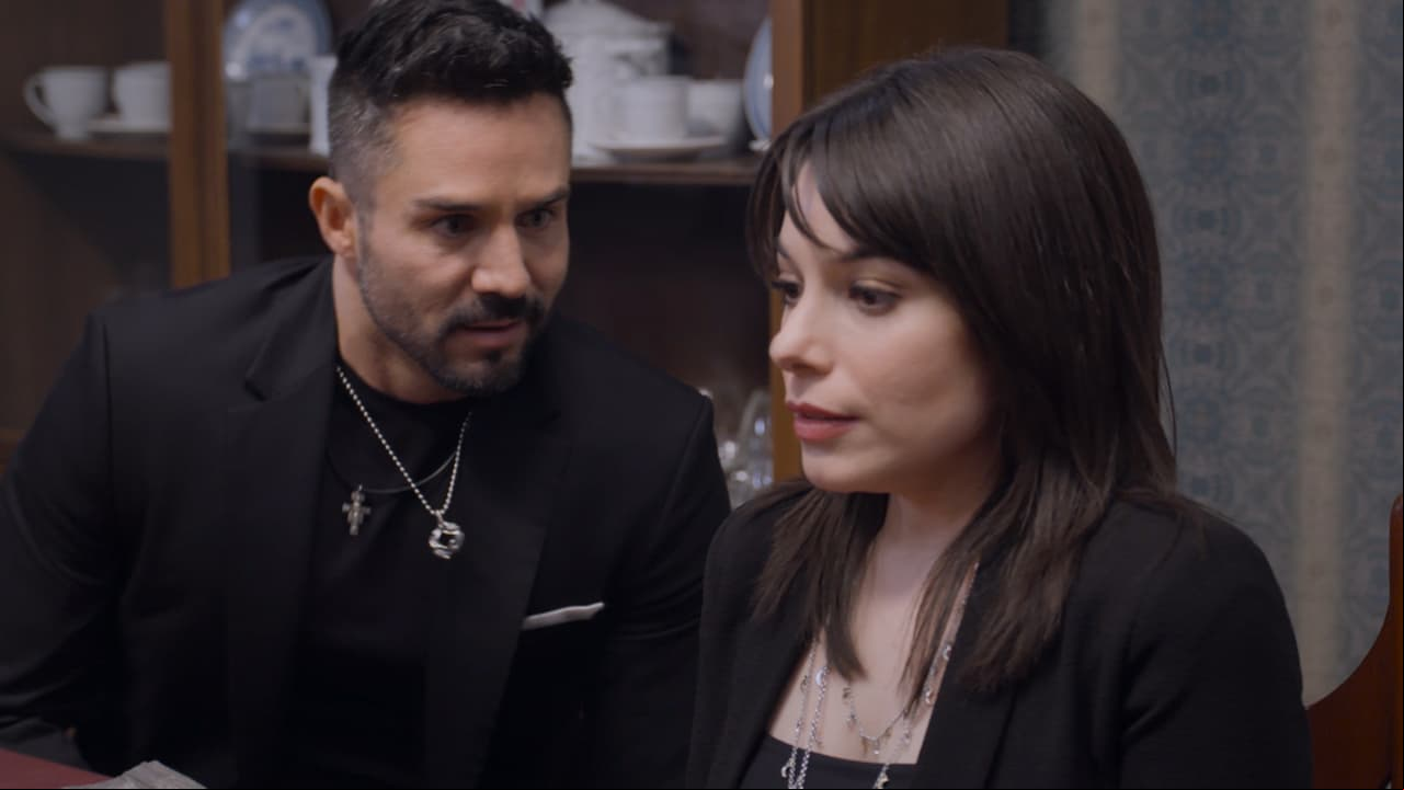 Actualmente, la actriz interpreta a "Gina", una mujer sin escrúpulos capaz de todo con tal de que "Pedro", el amor de su vida, esté a su lado.