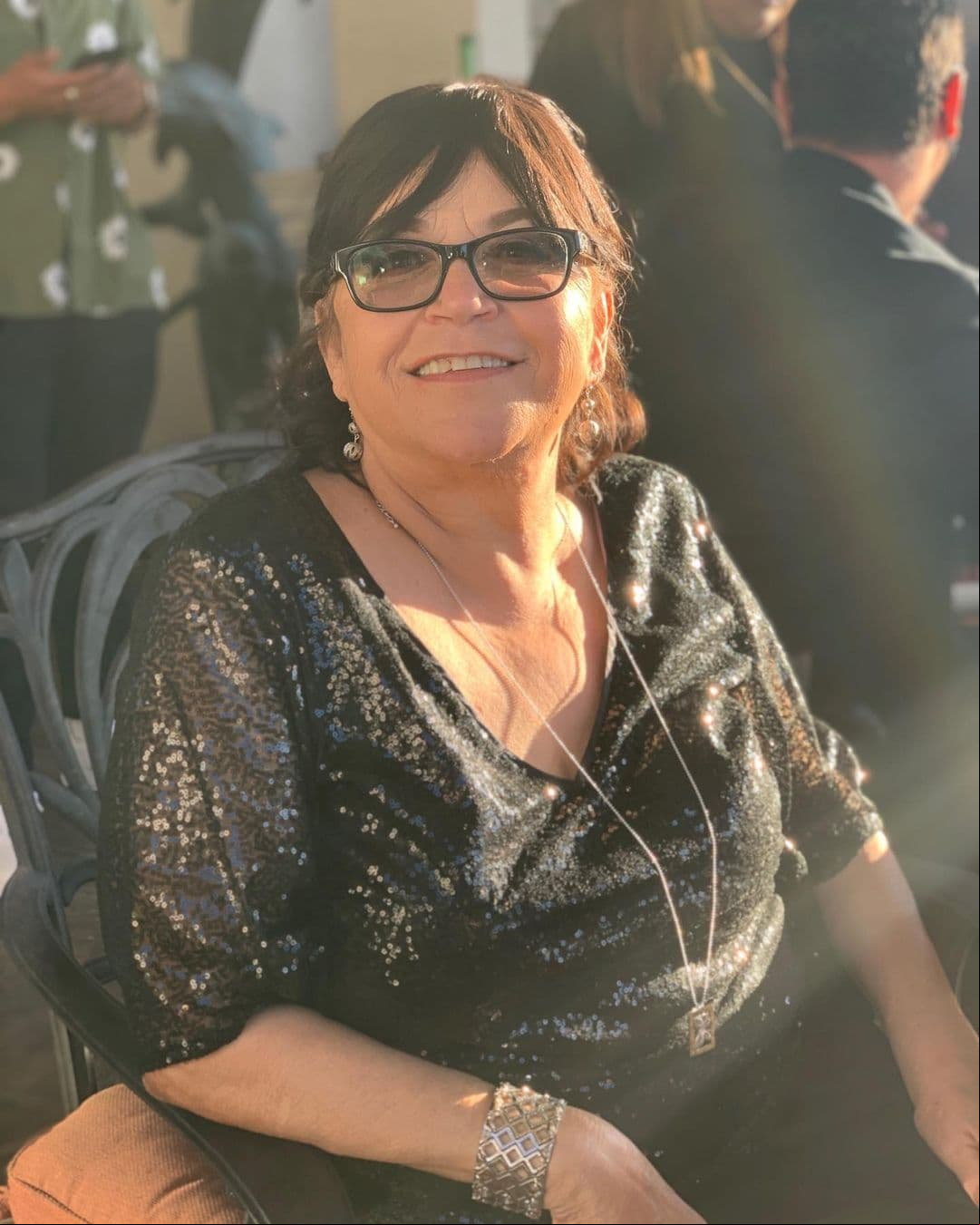 Aunque Rosie se mostró tranquila ante el requerimiento, la iniciativa de Johnny Lopez no fue bien vista por su abuela, doña Rosa Saavedra, quien no dudó en enviar un contundente mensaje a su nieto, quien, dijo, sólo espera recibir más dinero para despilfarrar.