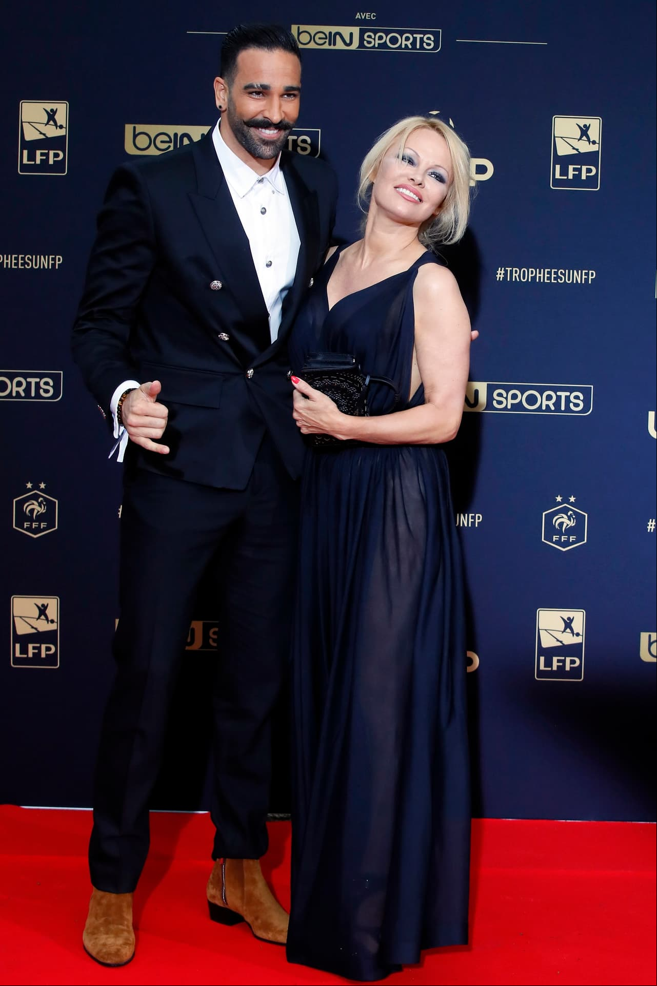 Pamela Anderson termina su relación con el futbolista Adil Rami