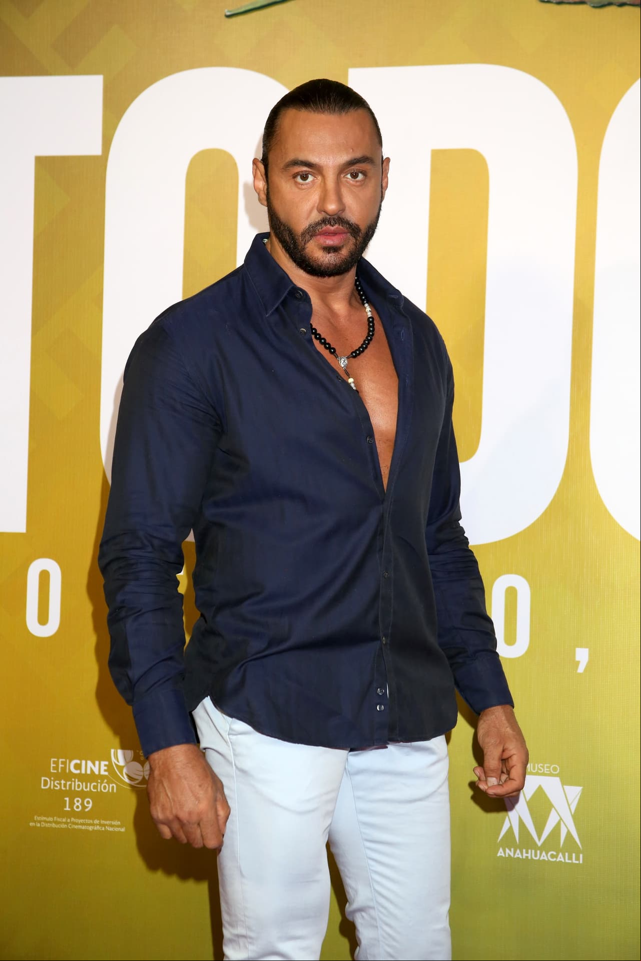El actor y exluchador 'Latin Lover' recibió la llegada de su primer nieto en 2020 y desde entonces no ha dejado de documentar el crecimiento del pequeño en redes sociales.