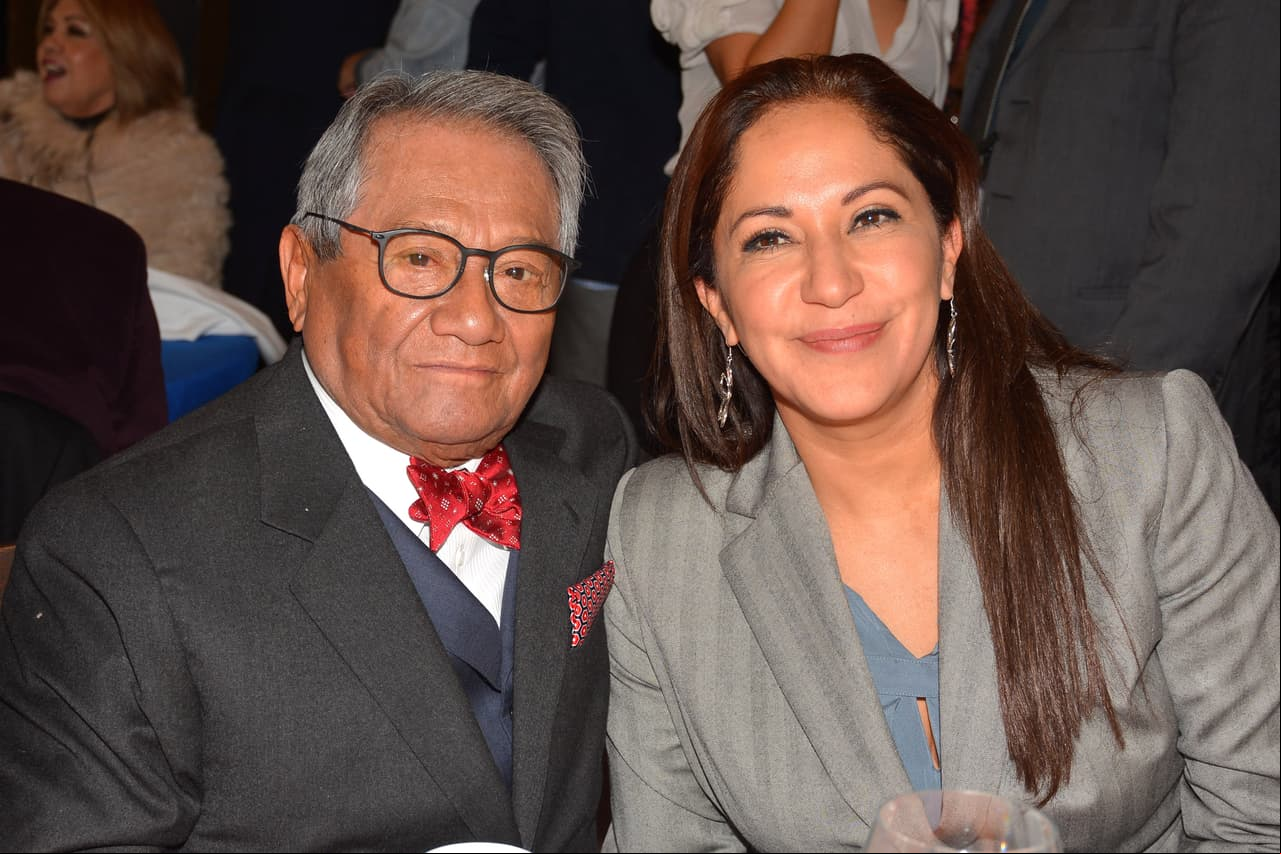 Posteriormente, en 2002, se unió en matrimonio con Olga Aradillas, de quien se separaría en 2006. Dos años después, en 2008, se reporta que volvió a contraer matrimonio con una mujer de nombre Gloria Caballero, de quien se tienen pocos detalles. Finalmente, su último enlace fue con Laura Elena Villa, con quien contrajo nupcias en 2014 y permanecieron juntos hasta la muerte del yucateco.