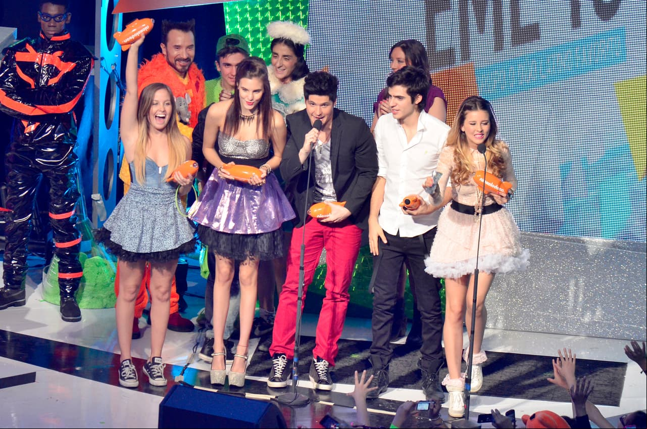 A partir del éxito de la producción de Pedro Damián, Paulina Goto, Natasha Dupeyrón, Eleazar Gómez, Yago Muñoz, Jack Duarte y Macarena formaron el grupo musical EME15, lanzando tres discos antes de desintegrarse.