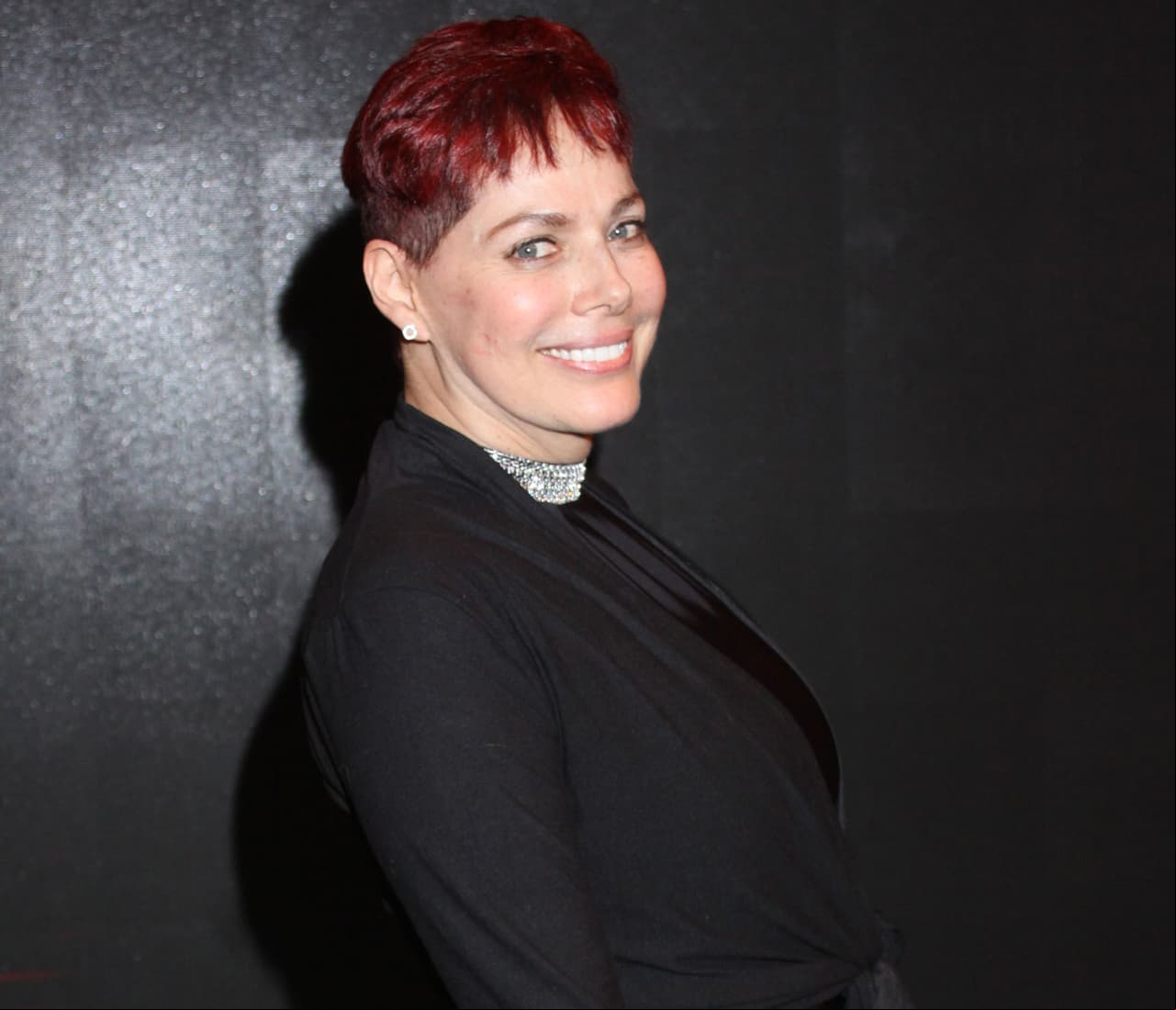 La actriz sigue en el medio donde ha realizado decenas de telenovelas, teatro y series. Recientemente la vimos junto a Itatí Cantoral en la serie de Silvia Pinal frente a ti, donde hacía el personaje de “María Luisa ‘Merilú’ Hidalgo”, madre de la Primera Actriz.