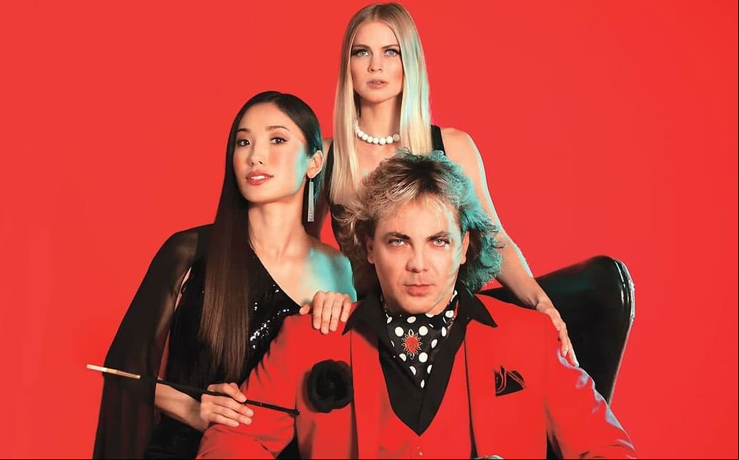 Cristian Castro rinde homenaje a Juan Gabriel con disco tributo a días de aniversario luctuoso