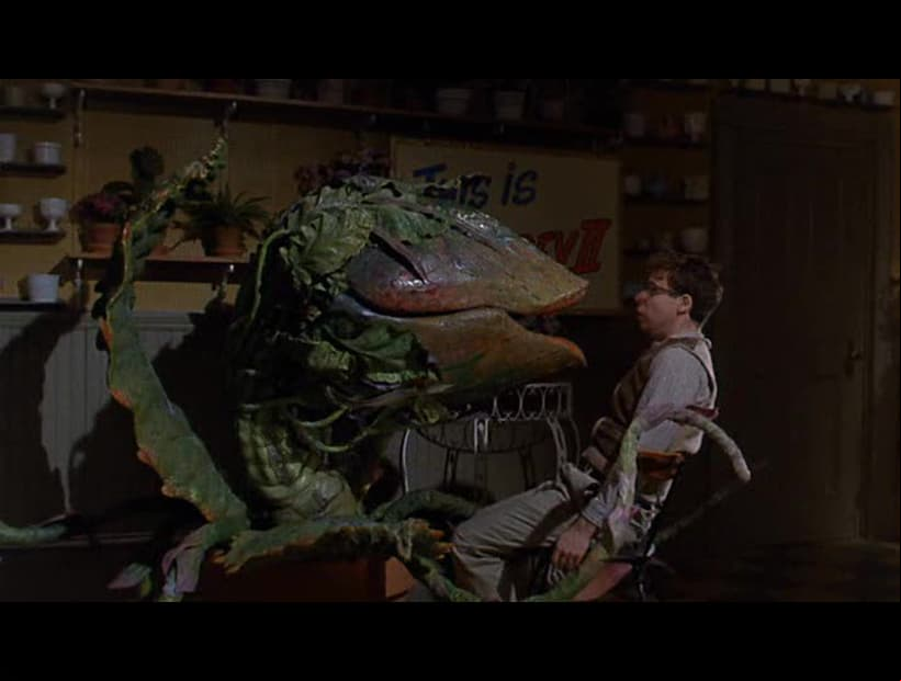 ‘La tiendita de los horrores’ (1986) (FOTO: Warner Bros. Pictures)