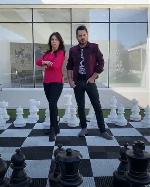 El primogénito de Victoria Ruffo agradeció las muestras de cariño de Alessandra Rosaldo y comentó: “Como nos divertimos te quiero ALACRANES”.