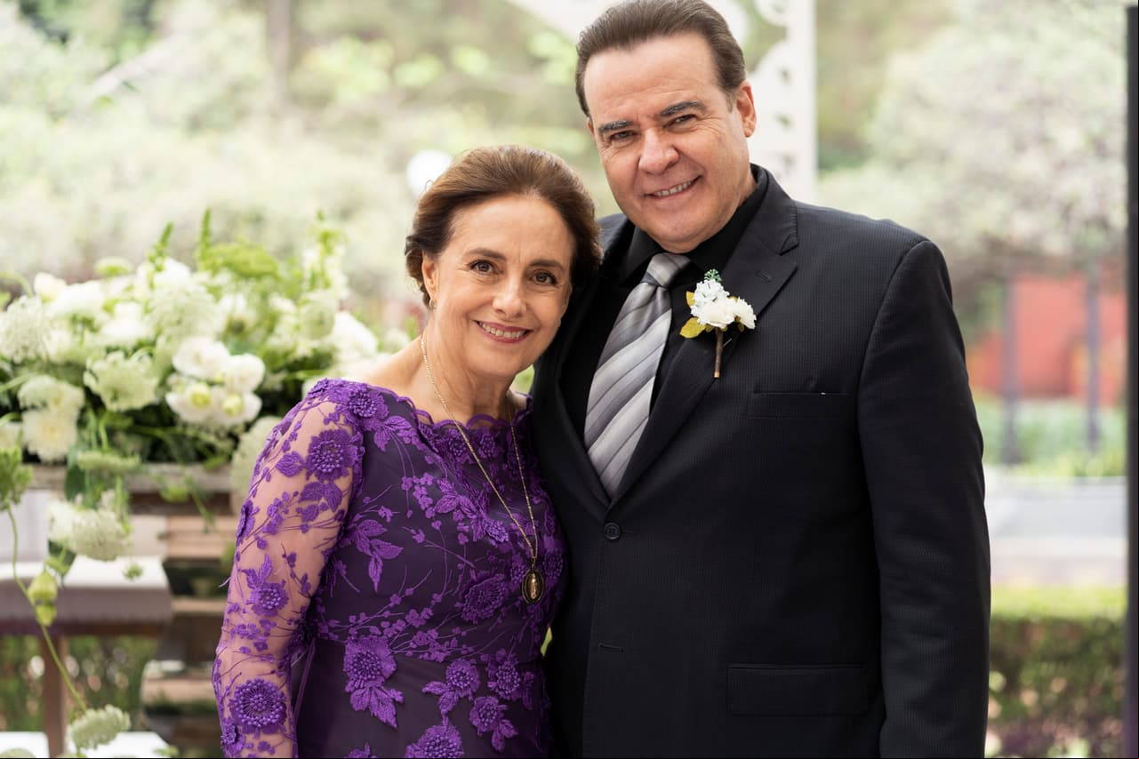 César Évora agradece haber enviado un mensaje de amor en “Qué le pasa a mi familia?”