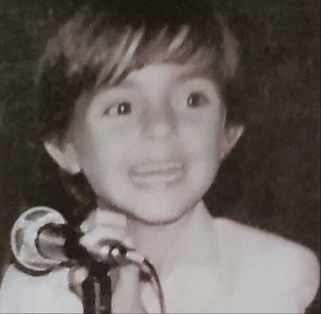 Por su parte, Ernesto D'Alessio también se ha desarrollado en el medio artístico como cantante y actor de telenovelas, como 'DKDA' 'DKDA: Sueños de juventud', 'Código postal' y 'Contra viento y marea'.