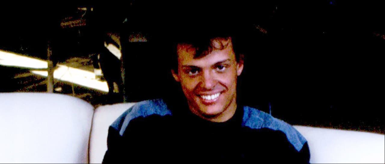 Luis Miguel en un evento de prensa en 1987