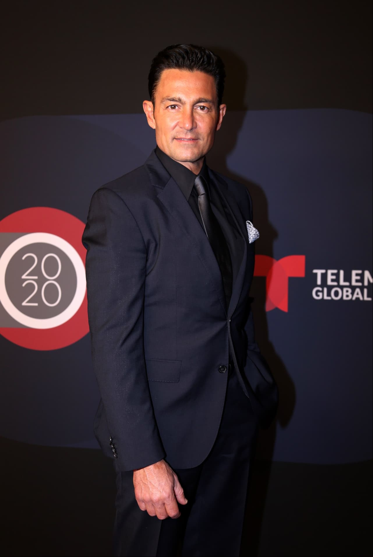 Tras cuatro años alejado de los reflectores, Fernando Colunga regresa a la televisión con Malverde: El Santo Patrón, proyecto con el que le dará un giro inesperado a todo su trabajo. Aunque las grabaciones de la serie comenzarán este año, será hasta 2021 cuando el público podrá disfrutar de su trabajo en Telemundo.