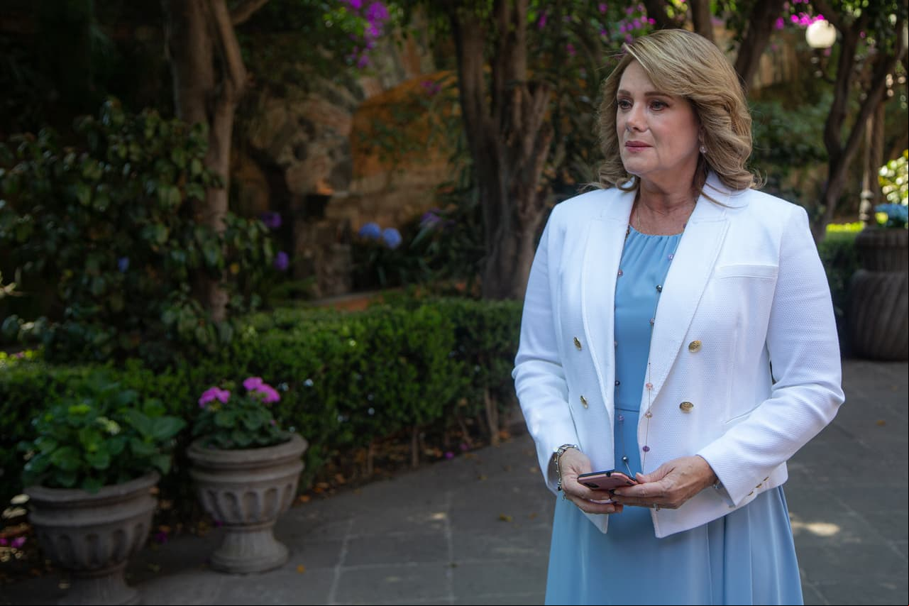 ¡Carmen no está dispuesta a un insulto más de Heriberto! Ve AQUÍ el capítulo de 'Vencer el Pasado'
