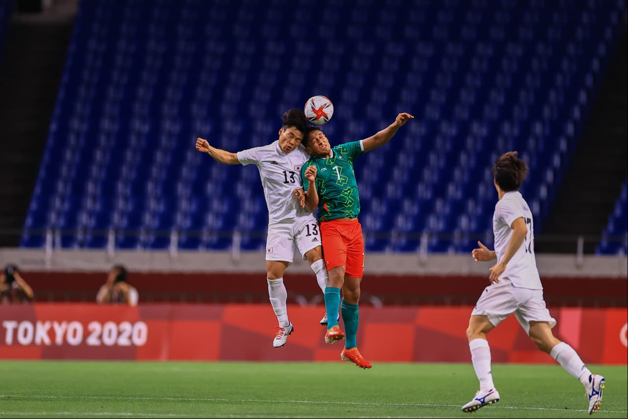 El Tri olímpico se subió al podio de Tokyo 2020 luego de vencer con claridad a Japón en el duelo por la medalla de Bronce y gracias a los goles de Sebastián Córdova, Johan Vázquez y Alexis Vega.