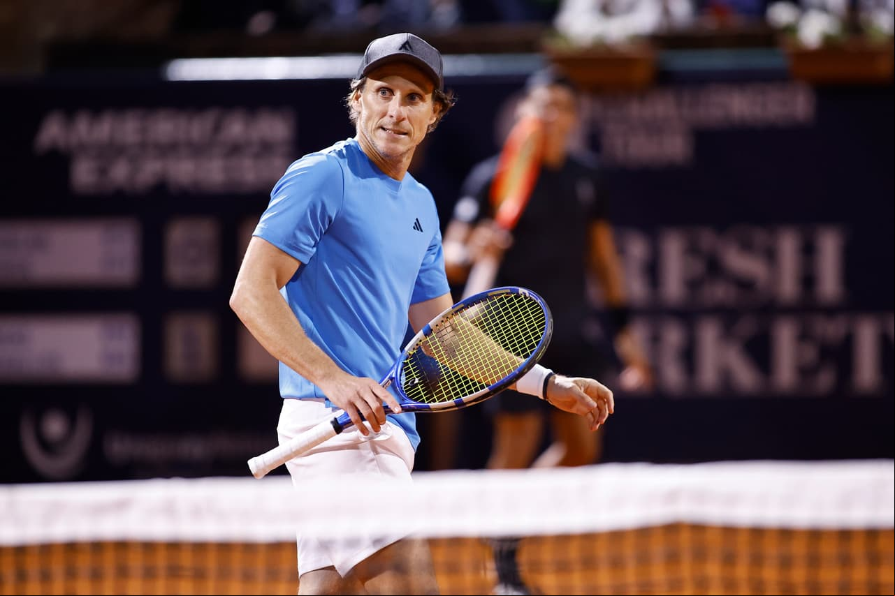 Forlán tiene un amargo debut en el tenis profesional