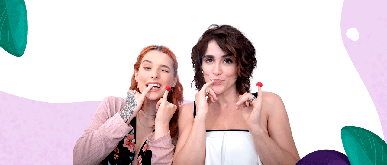 Receta de Pinches famosos: Cassandra Sánchez Navarro cocina “Wafﬂes veganos con frutos rojos”