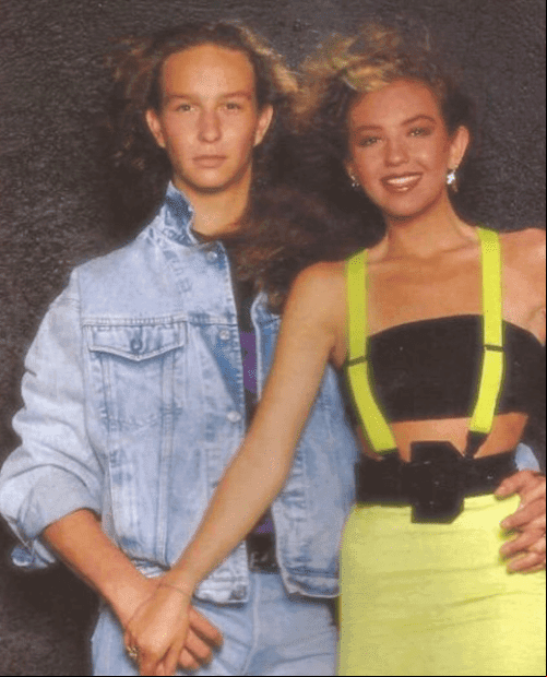 “Thalía fue antes que Paulina y Alejandra. Ella me traía de nalgas, ahí el que salió con el corazón roto fui yo. Yo empecé a salir con Thalía formal, pero en una salida nos enojamos y de repente Diego ya de la manita con ella”, detalló entre risas.