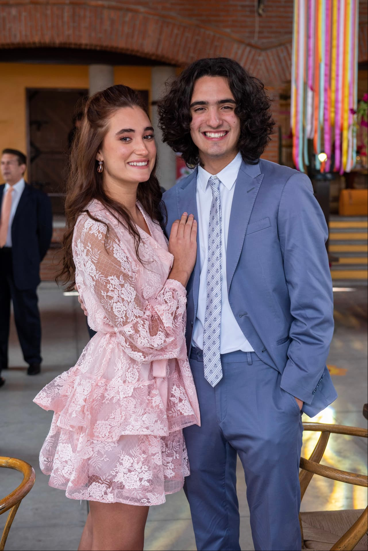 'Katia' y 'Adriano' no podían faltar a este magno momento. Maya Ricote y Sebastián Poza posan para Las Estrellas.