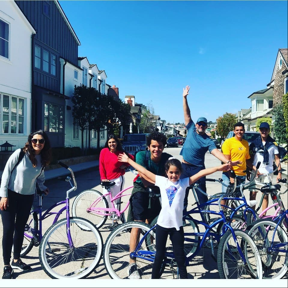 El pasado mes de junio, Mayrín y Eduardo viajaron con sus hijos a Canadá por la graduación de Sebastián, disfrutando al máximo de sus vacaciones.